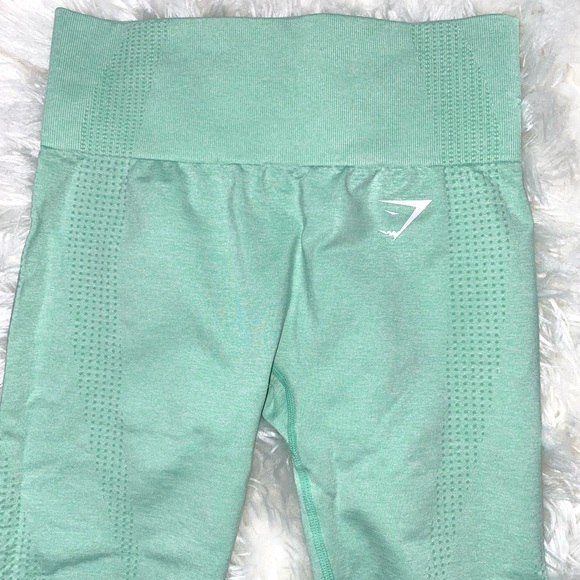 GYMSHARK leggings - size small - Picture 2 of 2
